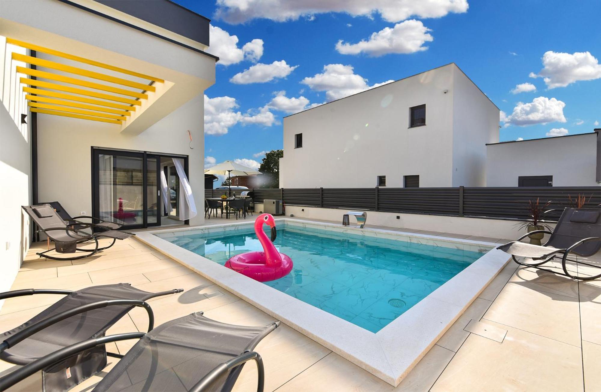 Villa Jlo1 Mit Beheizbarem Pool Peroj Esterno foto