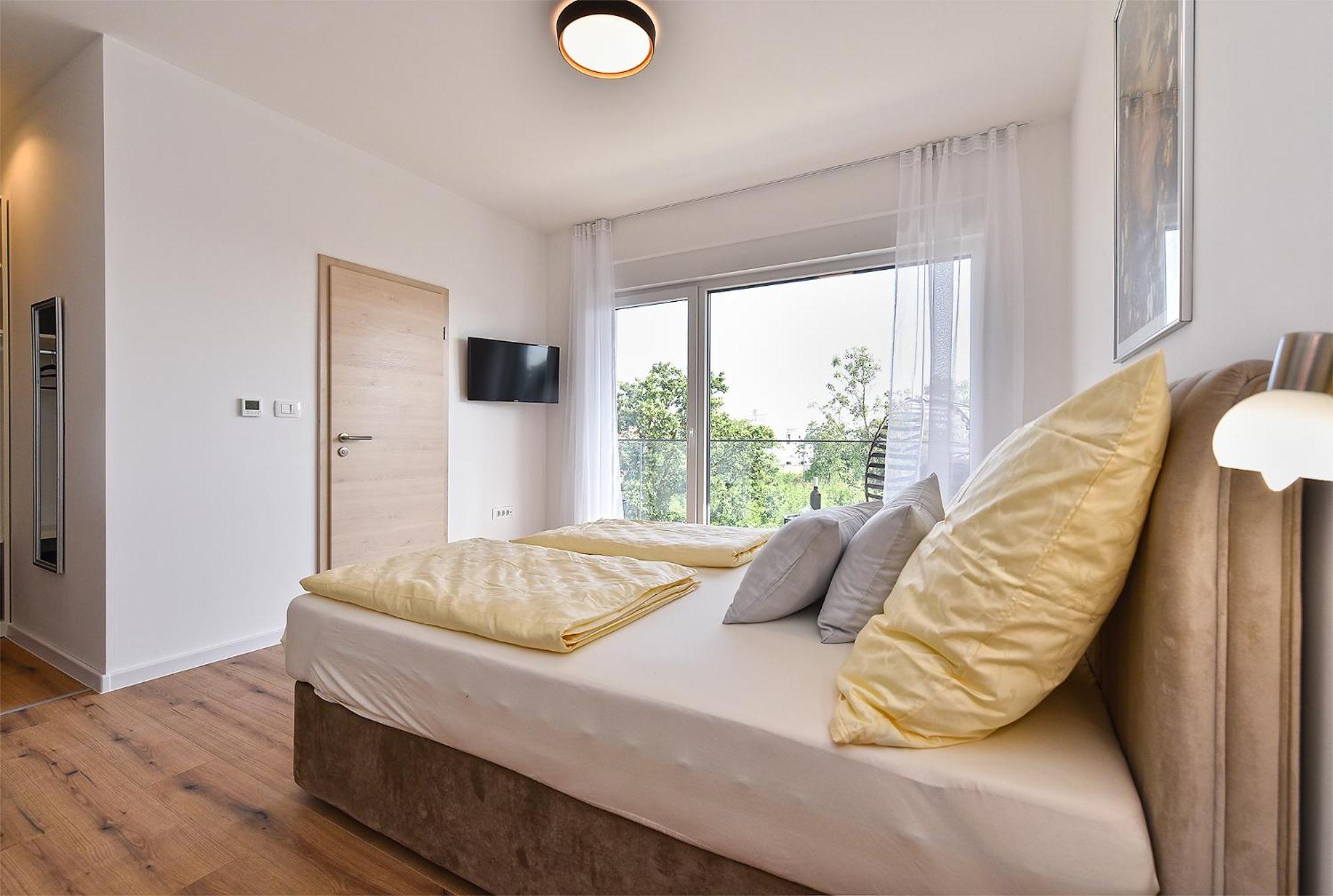 Villa Jlo1 Mit Beheizbarem Pool Peroj Esterno foto